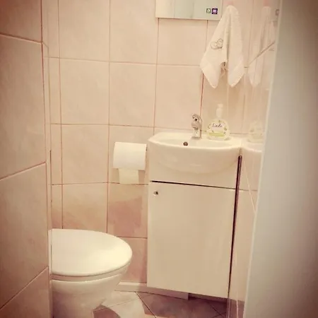 Compact Studio In Old Town House * 华沙
